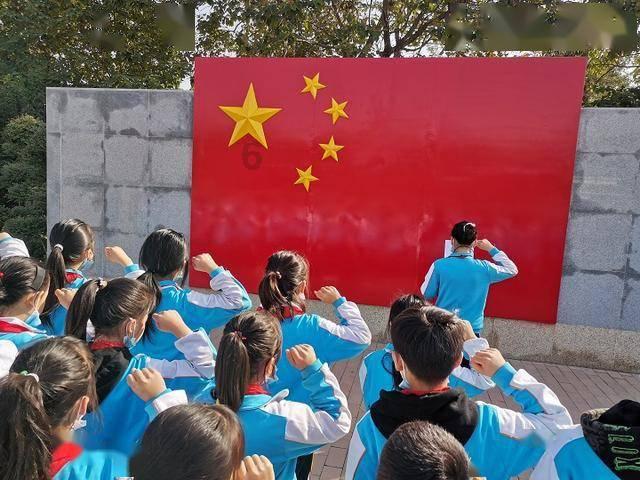 小米首发硅氧负极电池，这款电池会带来哪些好处？游戏画面